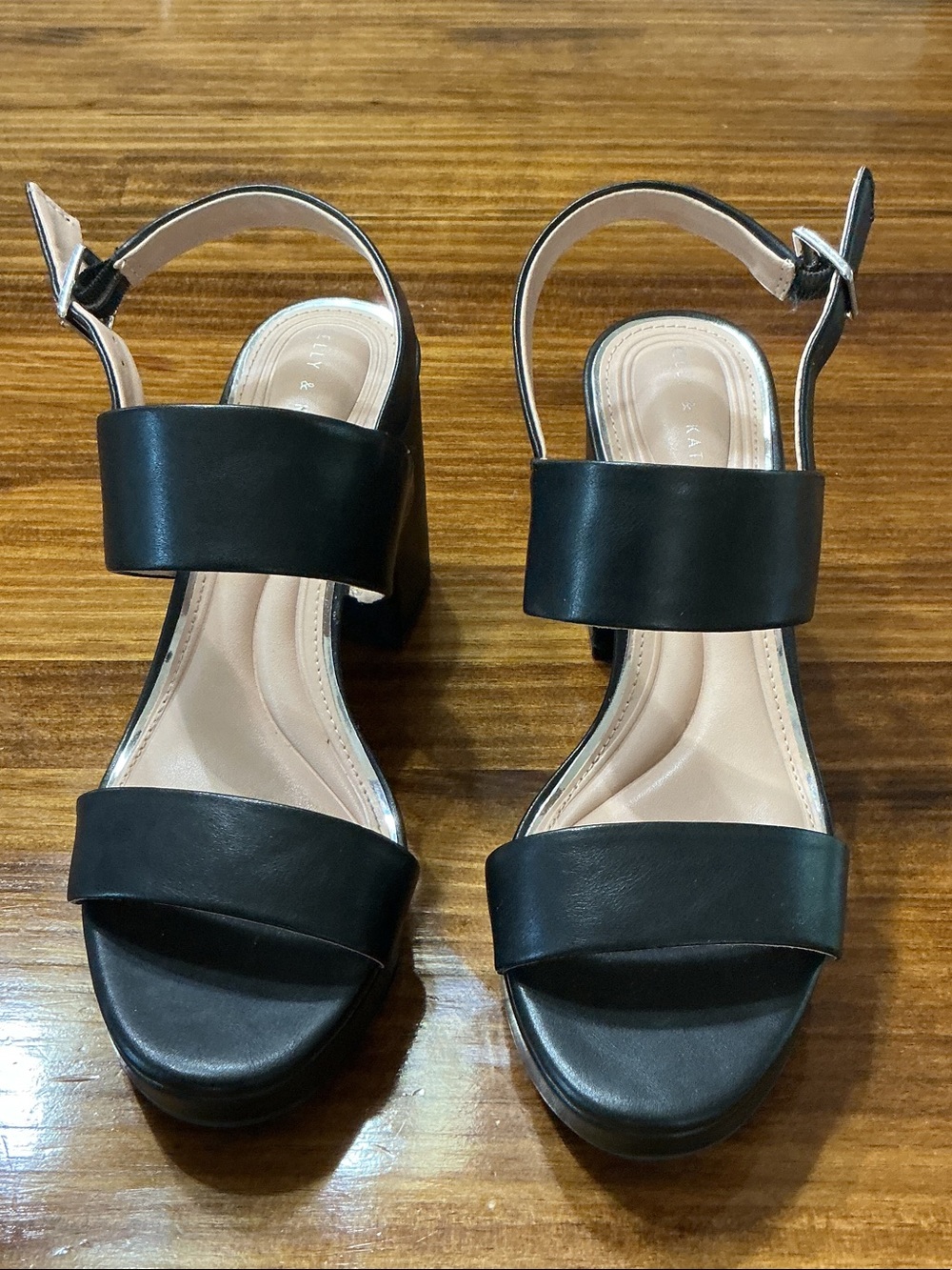 Kelly & Katie Genot Sandal